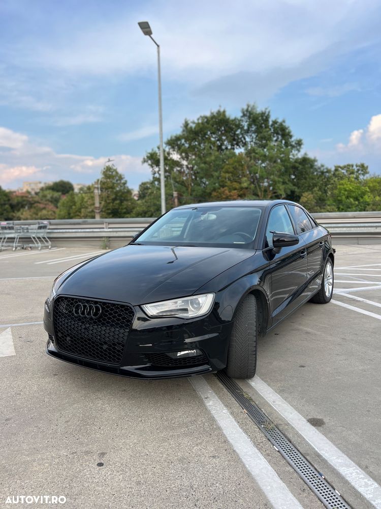 Audi A3 2.0 TDI Stronic Ambiente - 3