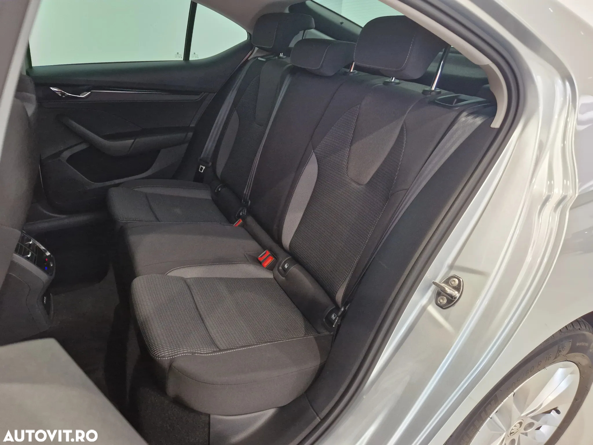 Skoda Octavia 1.5 TSI Ambition - 14