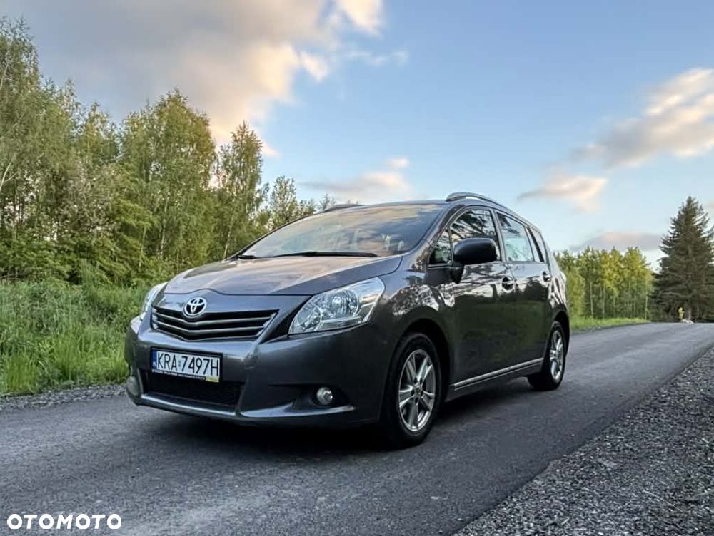 Toyota Verso 2.0 D-4D Life - 1