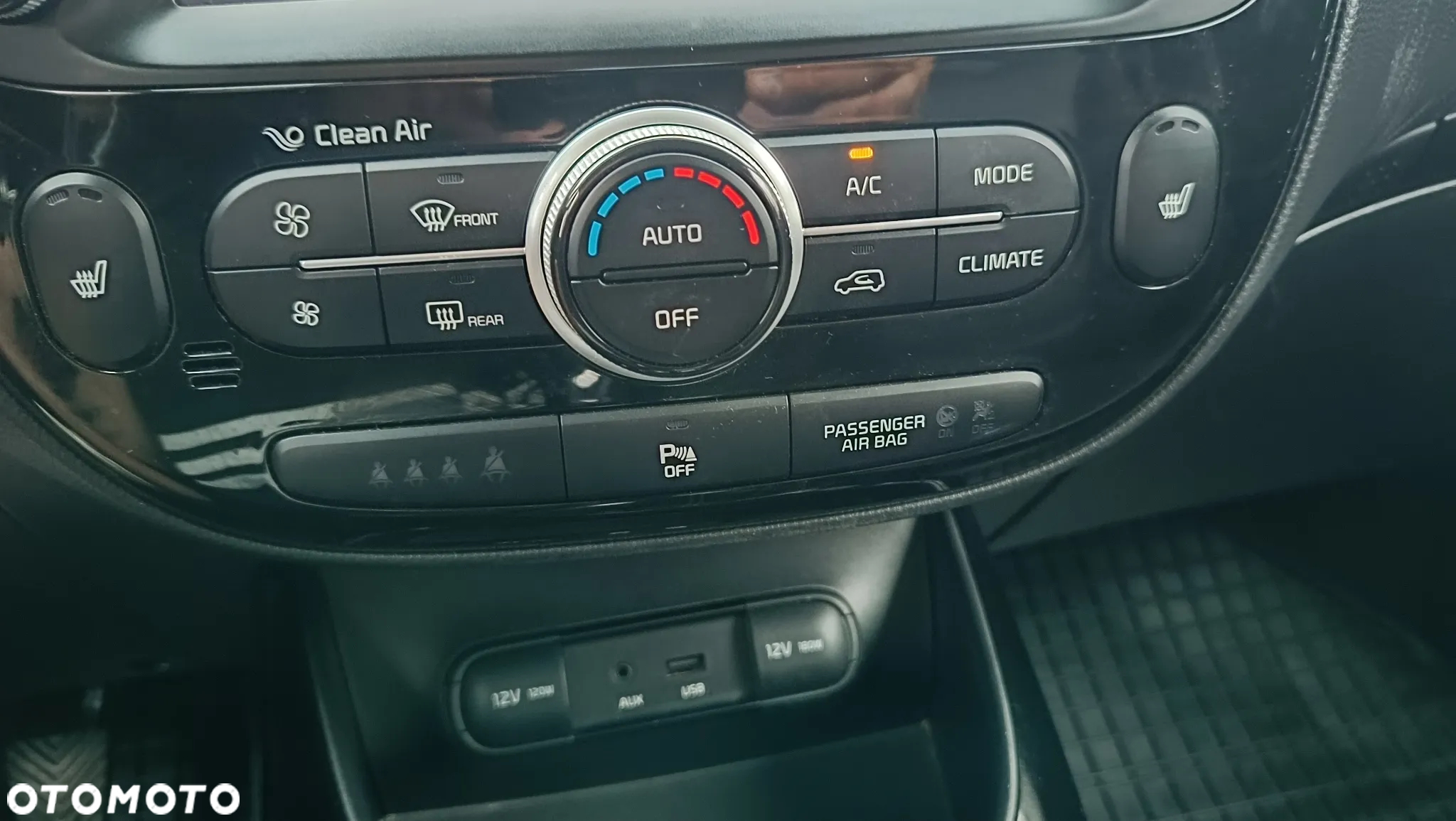 Kia Soul 1.6 CRDI XL - 29