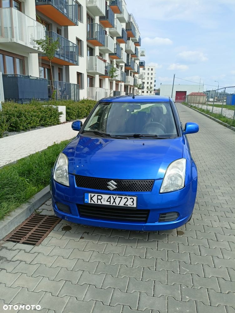 Suzuki Swift - 2