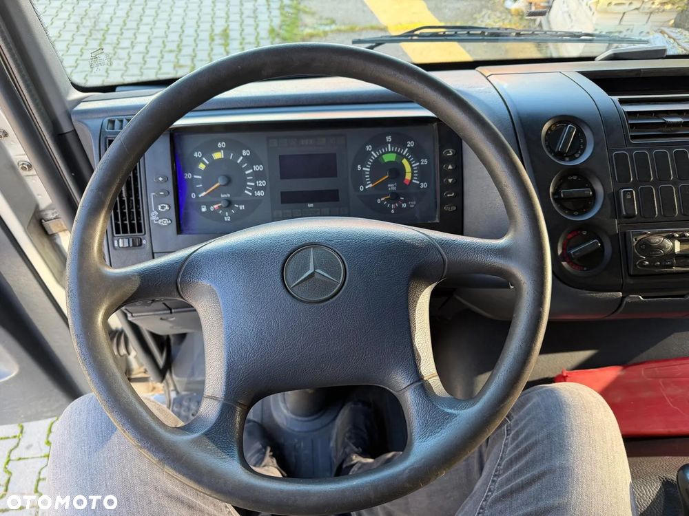 Mercedes-Benz 1223 - 10