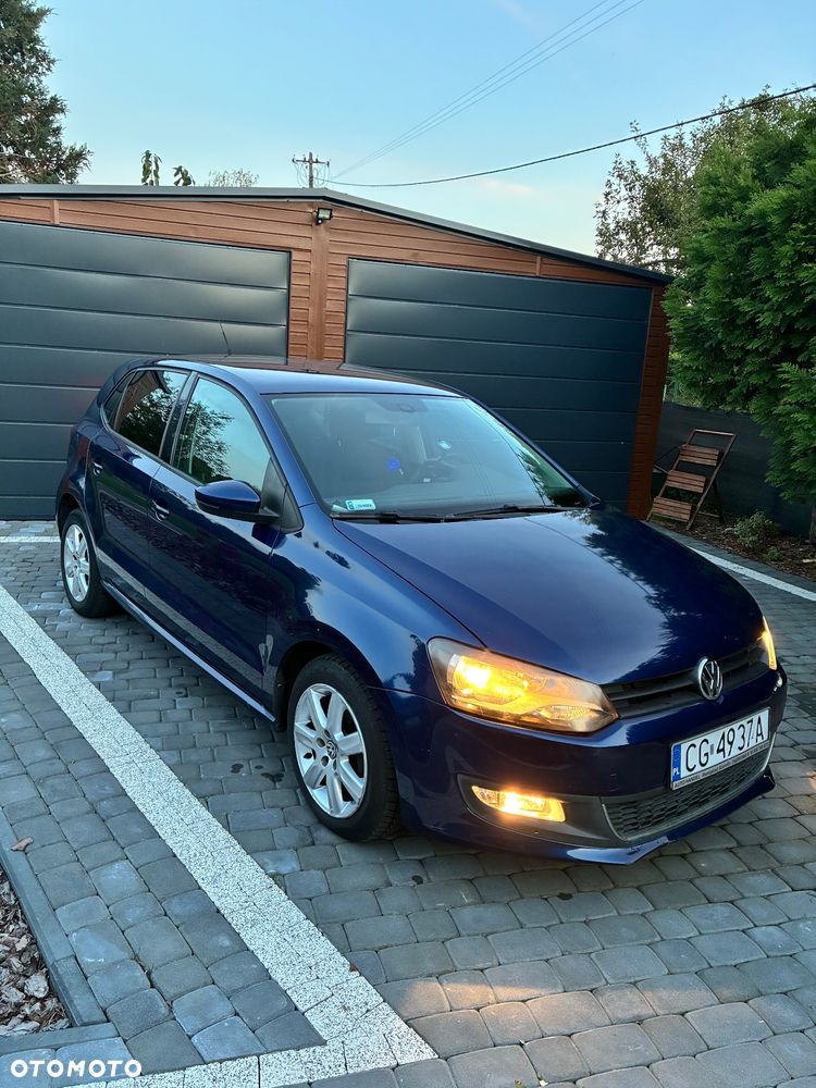 Volkswagen Polo - 2