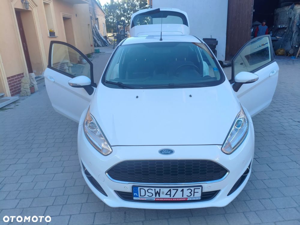 Ford Fiesta 1.0 Celebration - 9