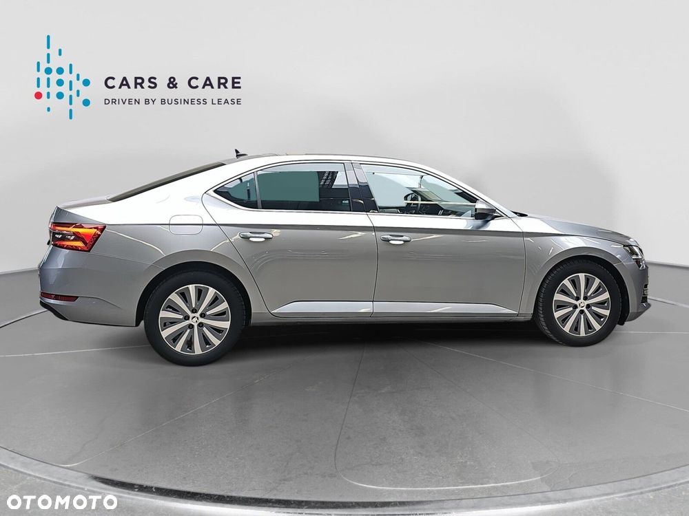 Skoda Superb 2.0 TDI SCR Style - 25