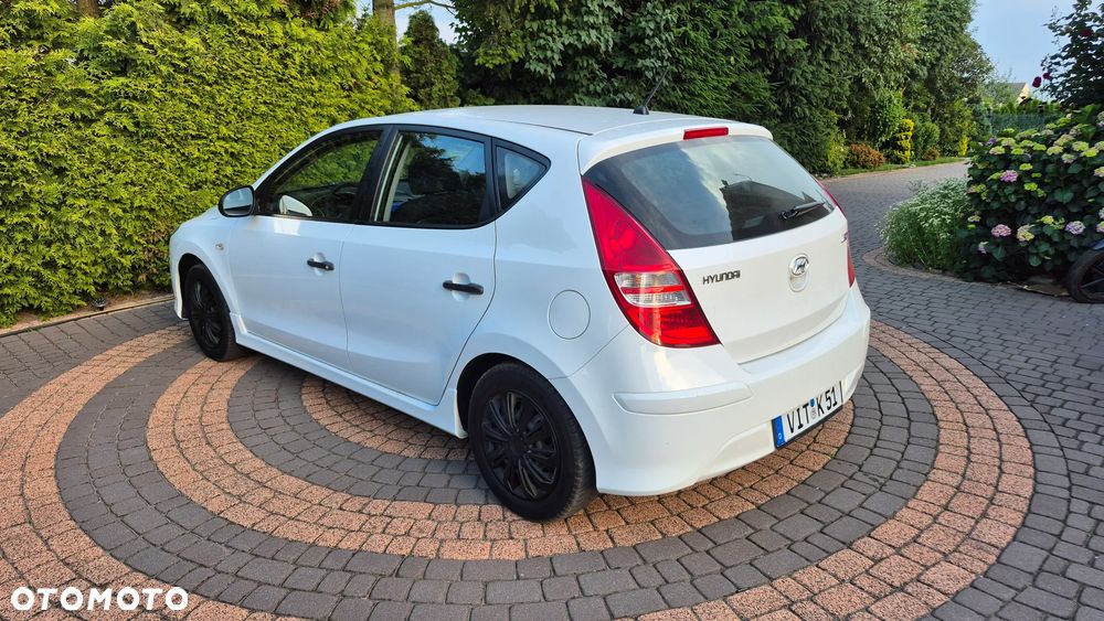 Hyundai i30 i30cw 1.4 Comfort - 25