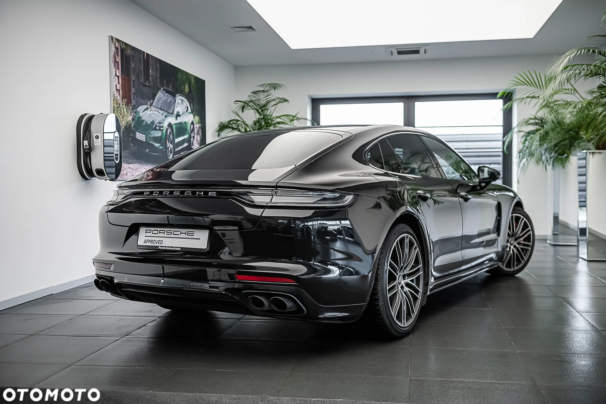 Porsche Panamera - 3