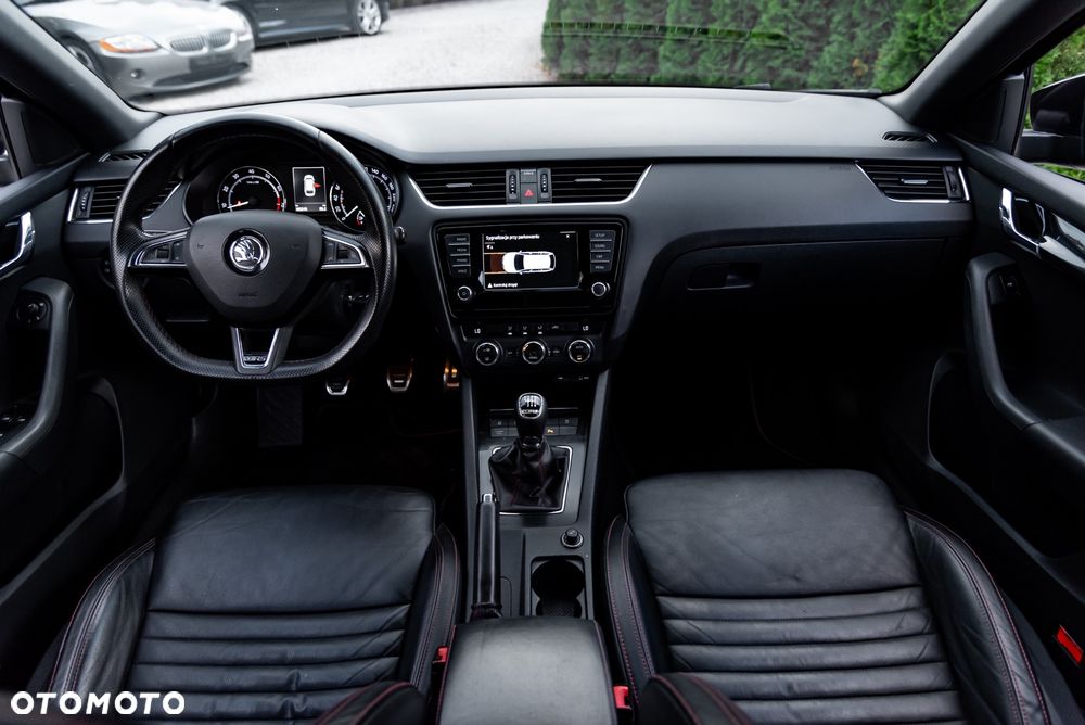 Skoda Octavia 2.0 TSI RS 230 - 30