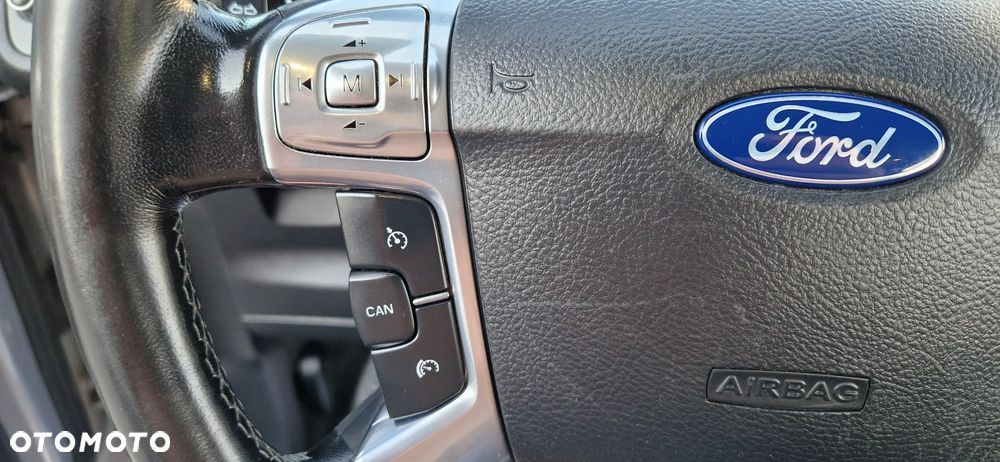 Ford S-Max - 24