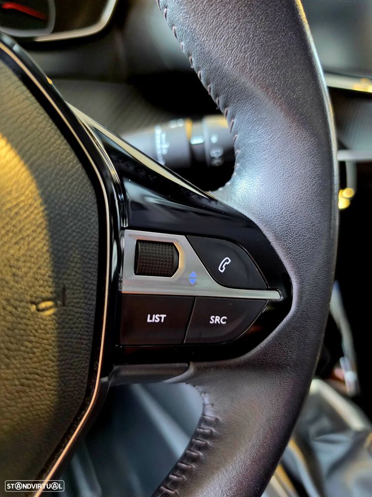 Peugeot 208 PureTech 75 Active - 14