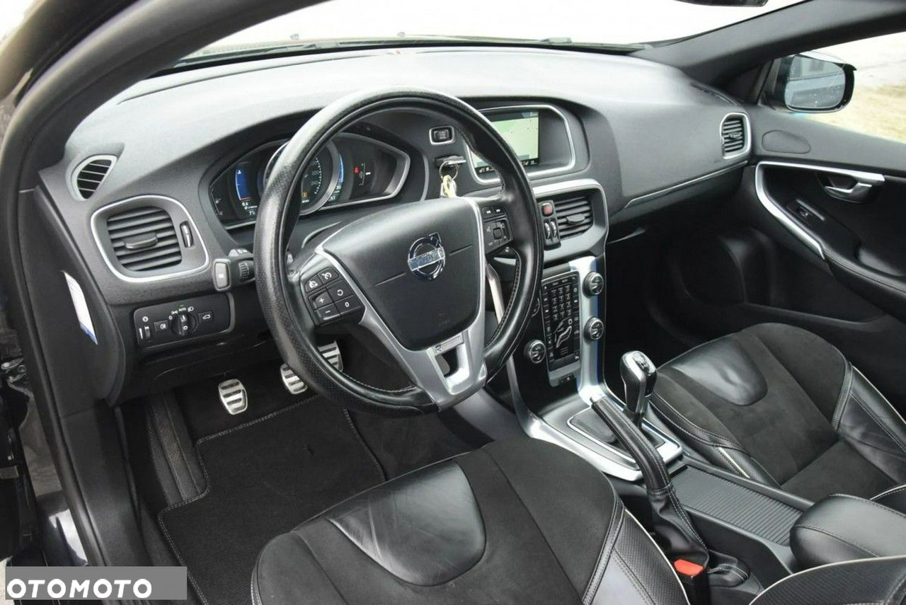 Volvo V40 D4 Drive-E R-Design Kinetic - 25