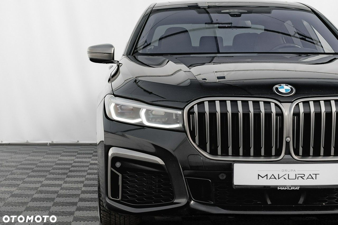 BMW Seria 7 M760Li xDrive - 9