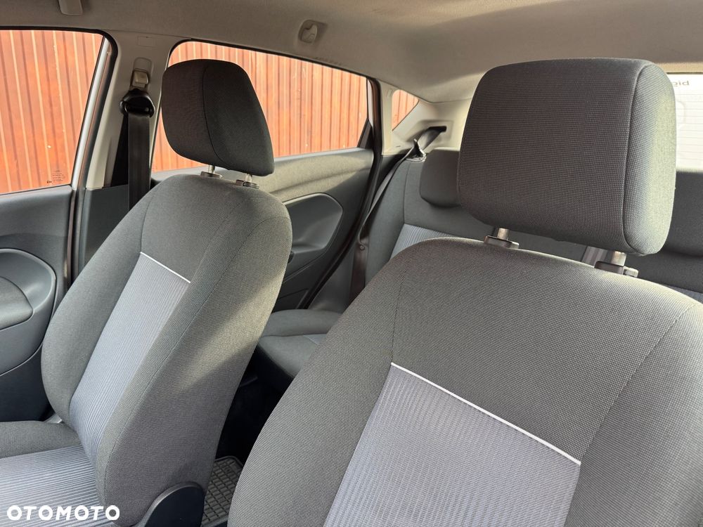 Ford Fiesta 1.25 Ambiente - 11