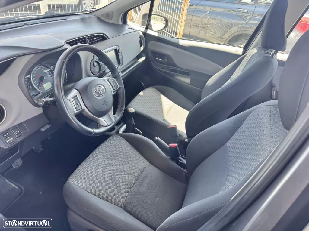 Toyota Yaris 1.0 VVT-i ACtive+AC - 12