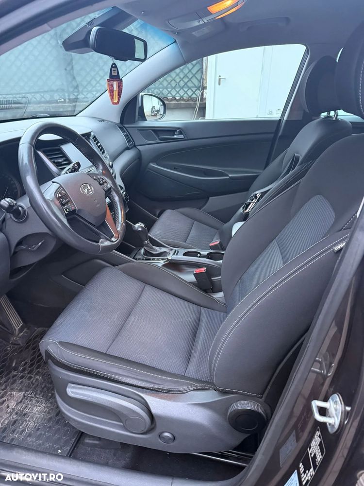 Hyundai Tucson 2.0 CRDI 4WD 6AT Style - 4