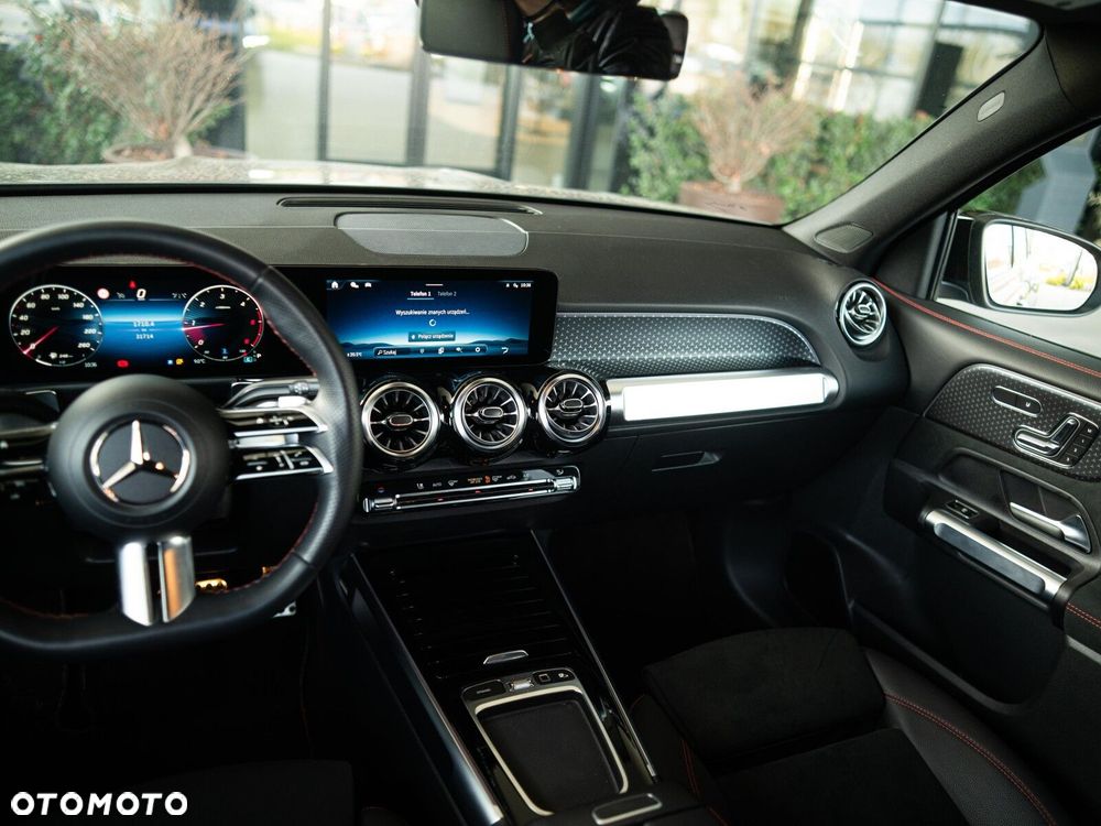 Mercedes-Benz GLB 220 d 4-Matic AMG Line 8G-DCT - 14