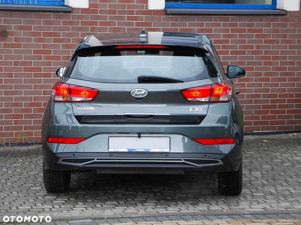 Hyundai i30 1.5 DPI Modern - 6