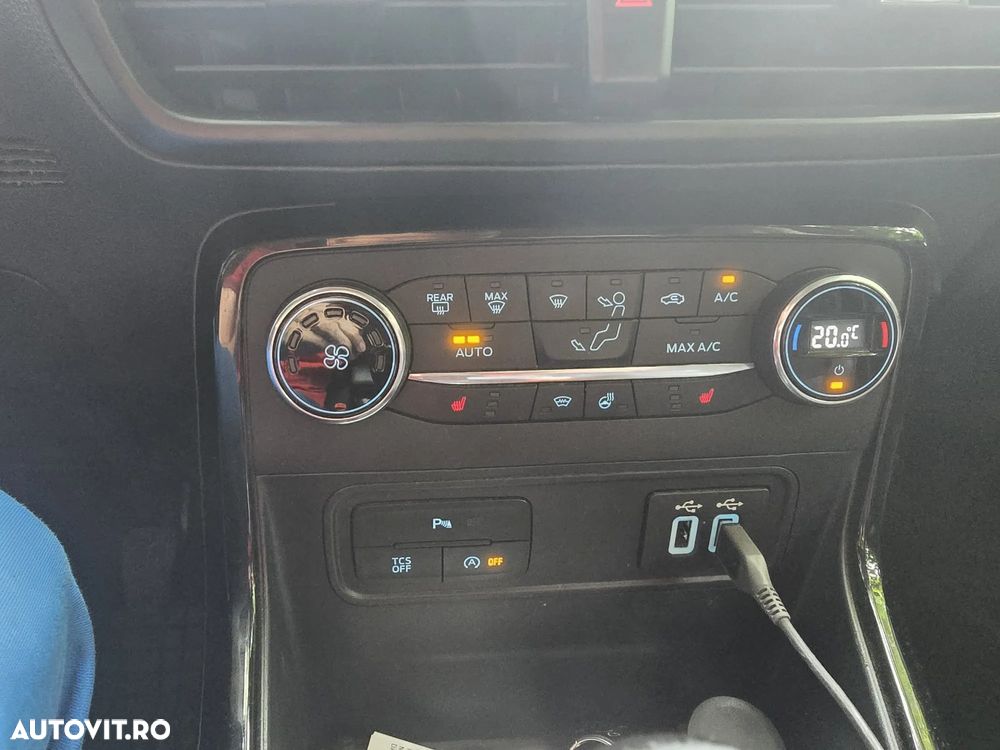 Ford EcoSport 1.0 EcoBoost Titanium - 10
