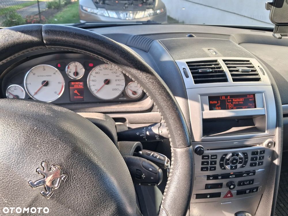 Peugeot 407 - 3