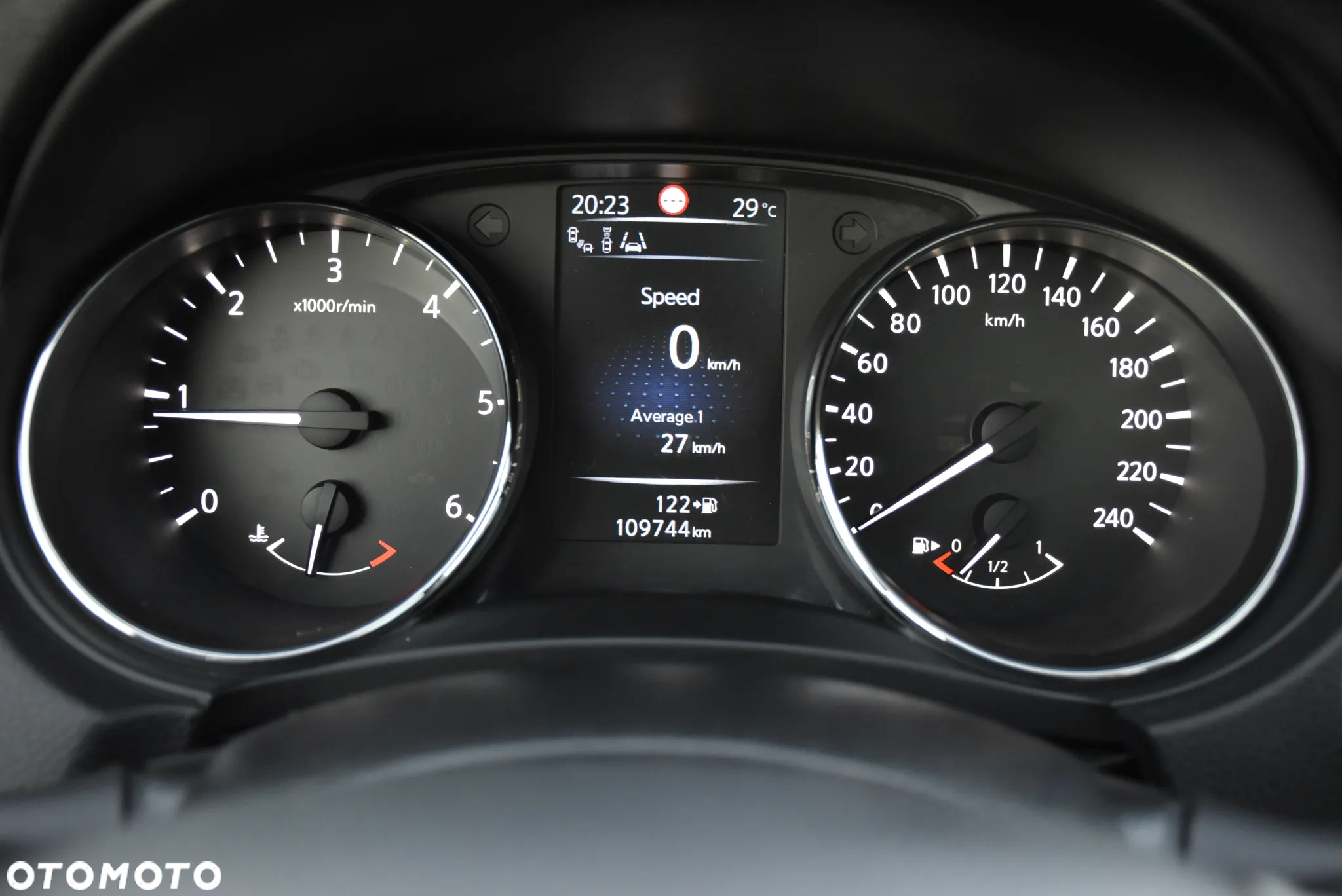 Nissan Qashqai 1.6 DCi Tekna+ - 31