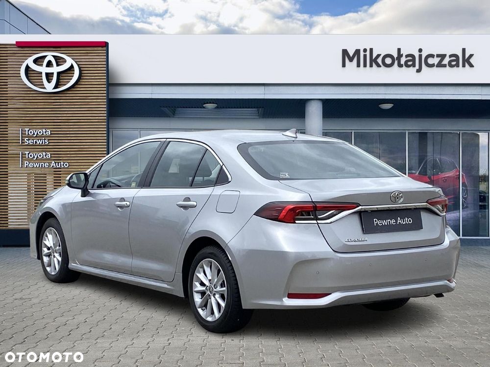 Toyota Corolla - 3