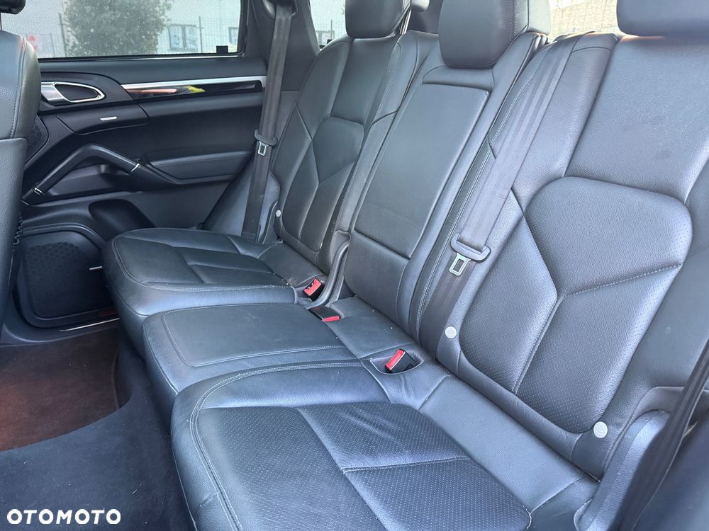 Porsche Cayenne - 10