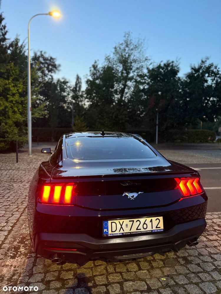 Ford Mustang 2.3 Eco Boost - 9