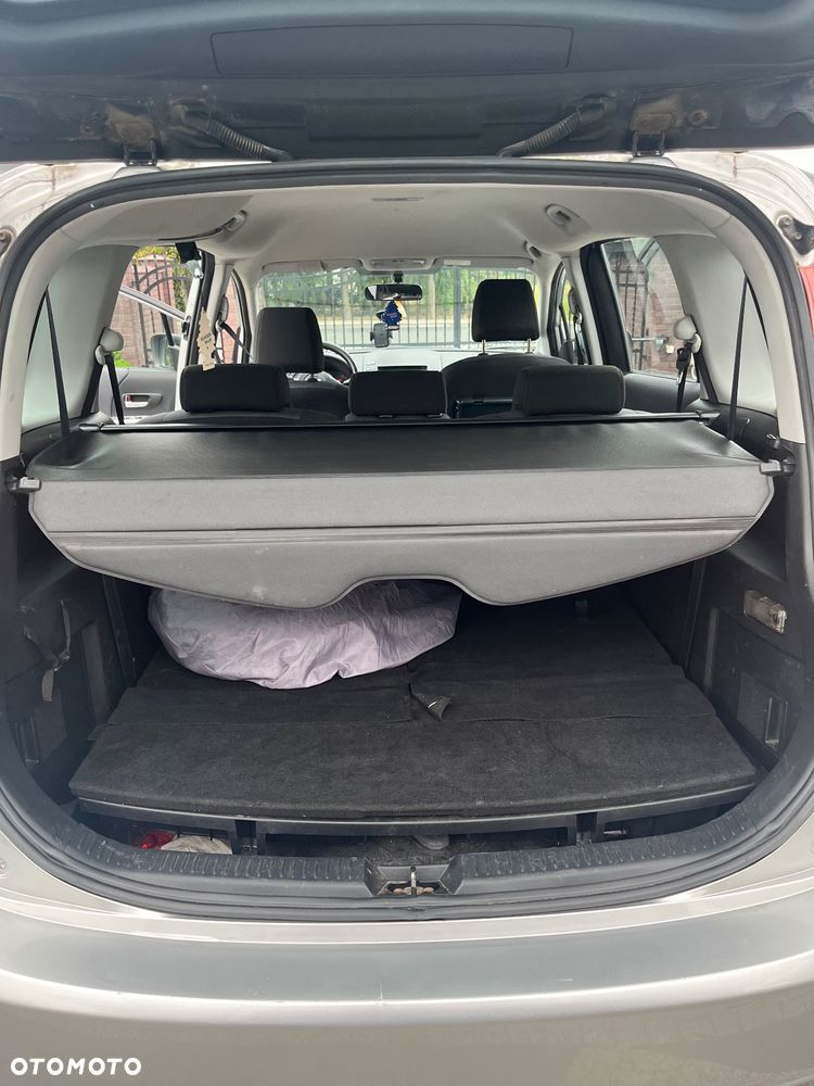 Mazda 5 2.0 Active - 11
