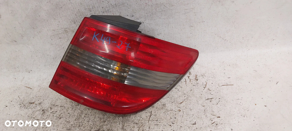 .  TYL TYLNA LAMPA PRAWA MERCEDES BENZ B-KLASA W245