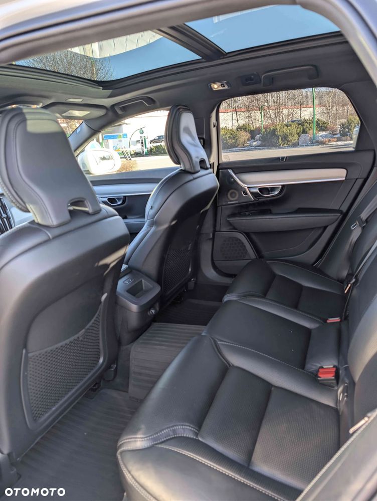 Volvo V90 D5 SCR AWD Inscription - 23