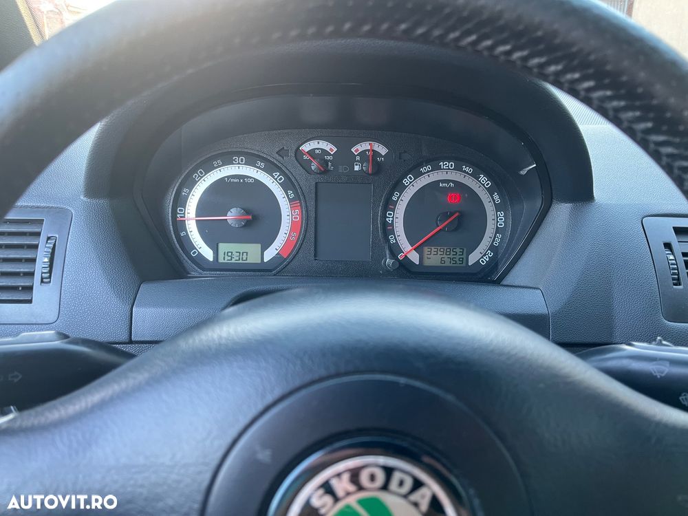 Skoda Fabia - 6