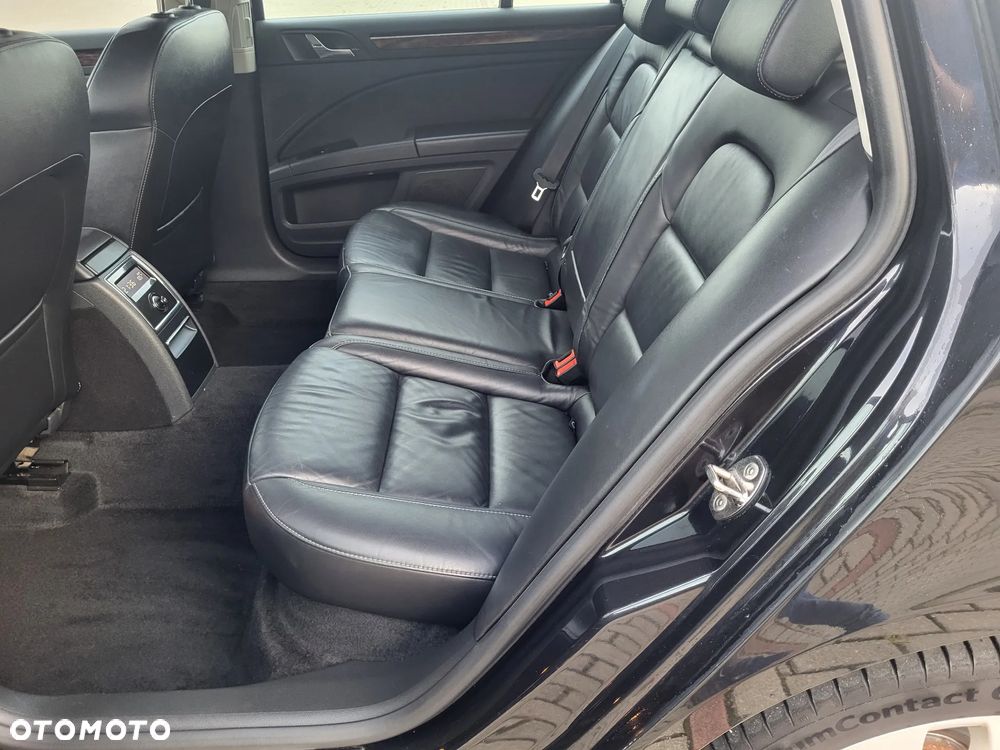 Skoda Superb 2.0 TDI Comfort DSG - 18