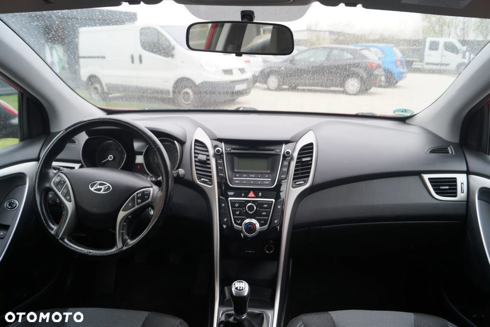 Hyundai i30 - 12