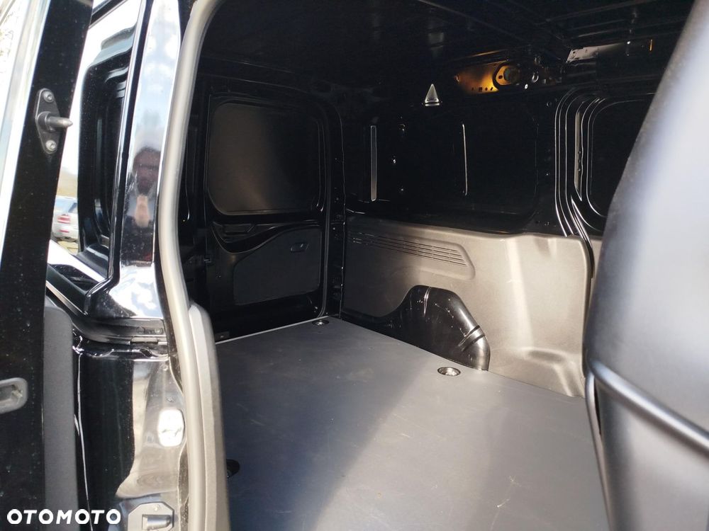 Toyota Proace City - 13