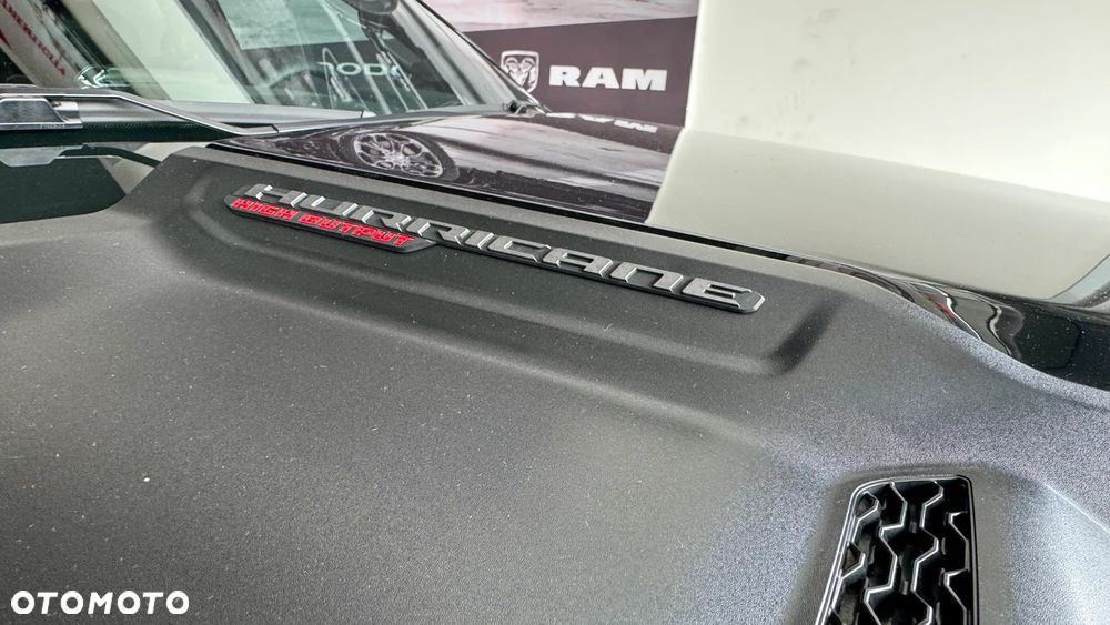 RAM 1500 - 10