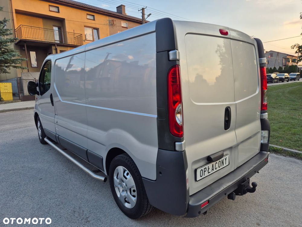 Opel Vivaro - 16