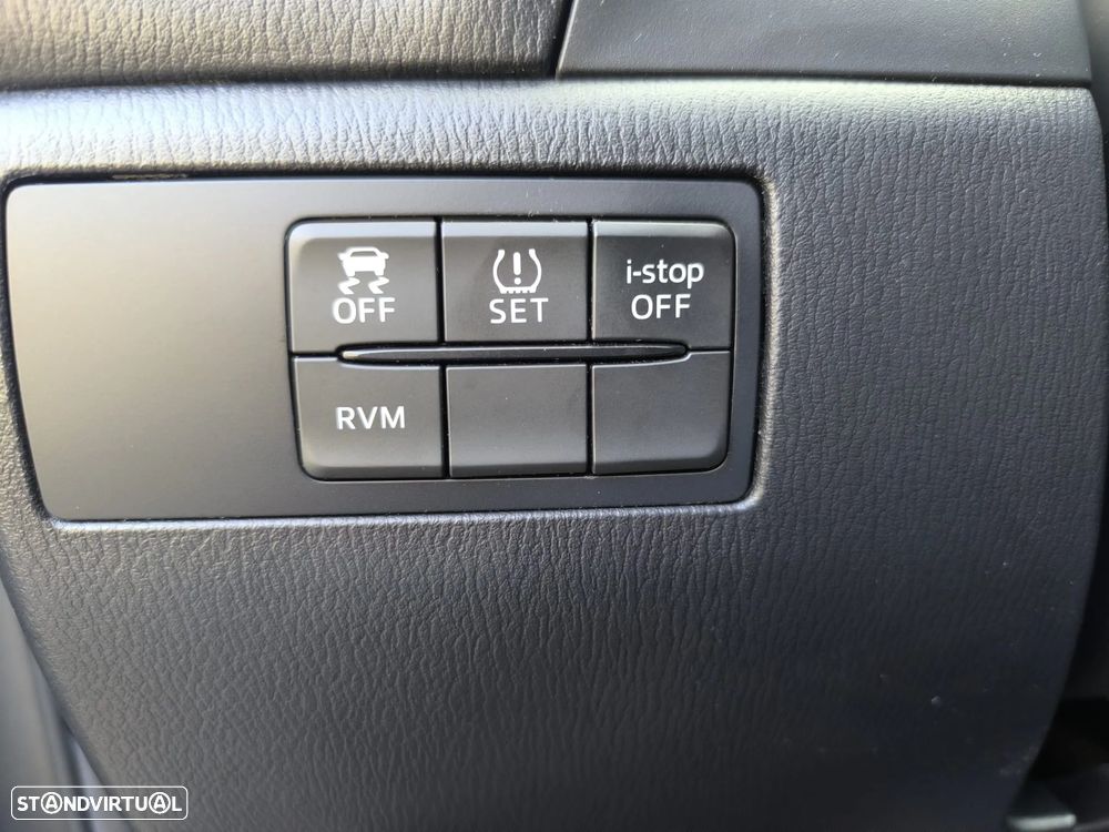 Mazda 3 Hatchback - 16