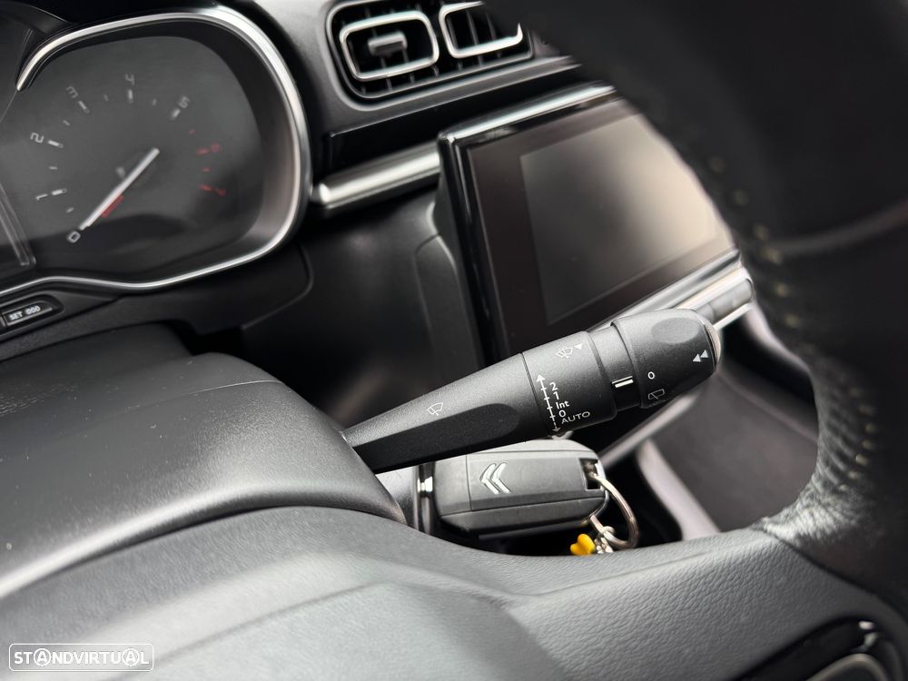 Citroën C3 1.2 PureTech Shine - 34