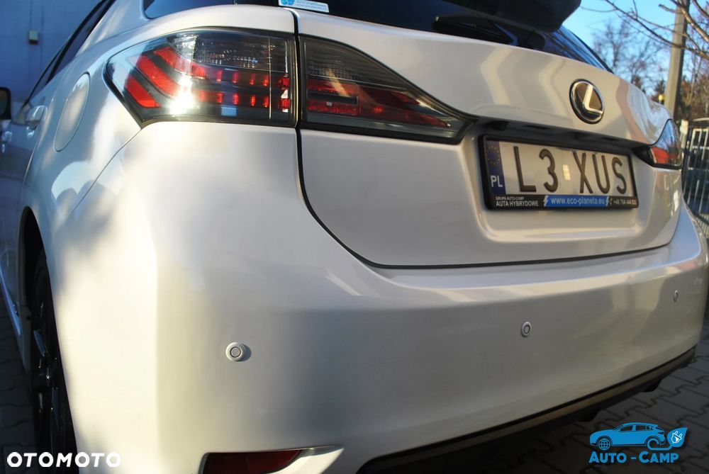 Lexus CT 200h F Sport - 24