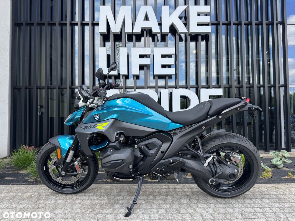 BMW R - 1