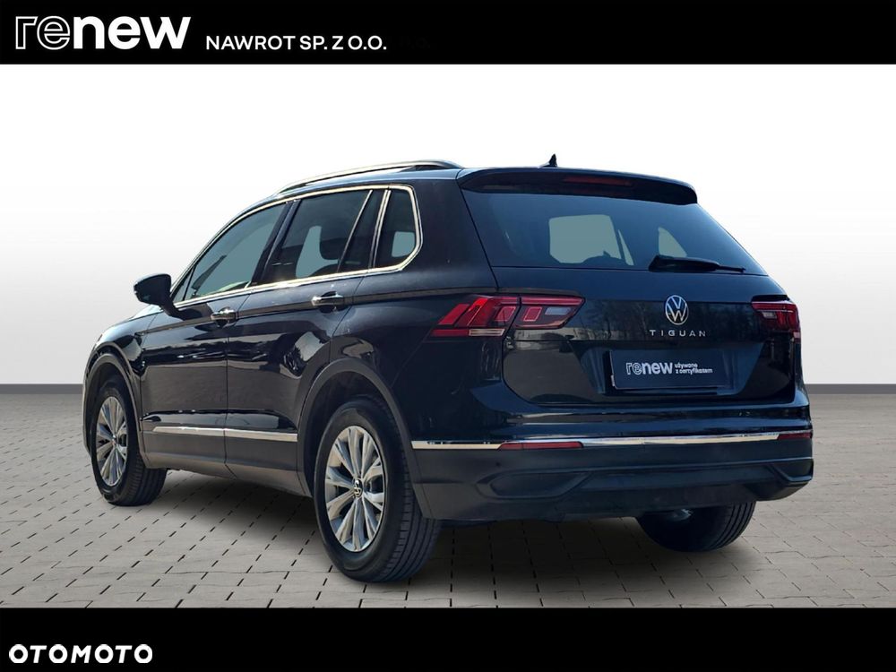 Volkswagen Tiguan - 3