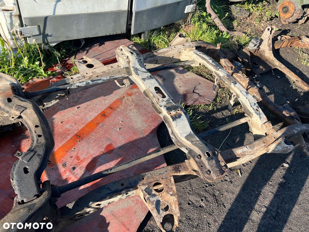 Rama Isuzu trooper 3drzwi bez dokumentów - 2