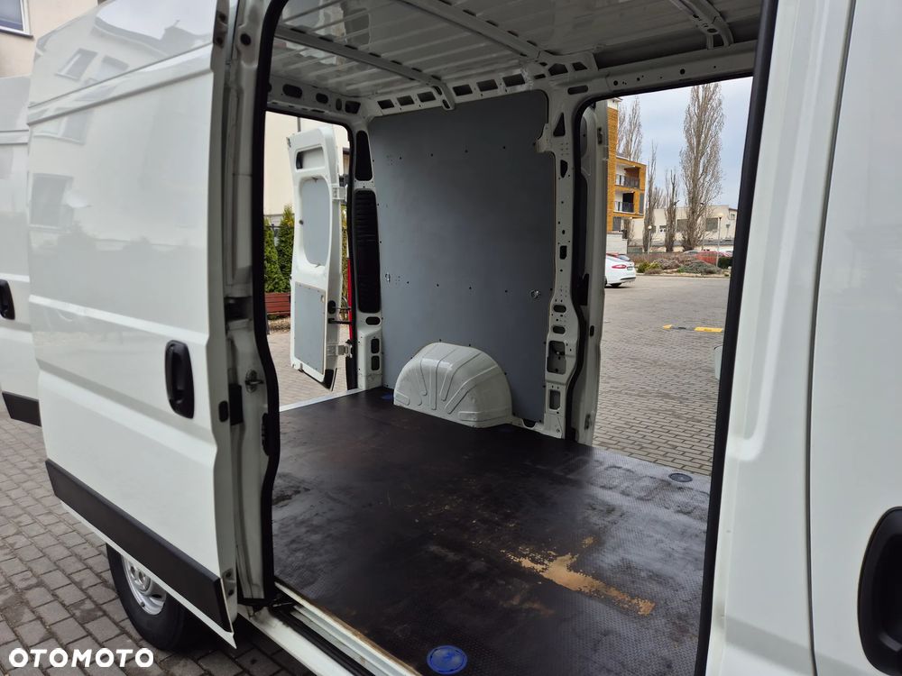 Peugeot BOXER - 12