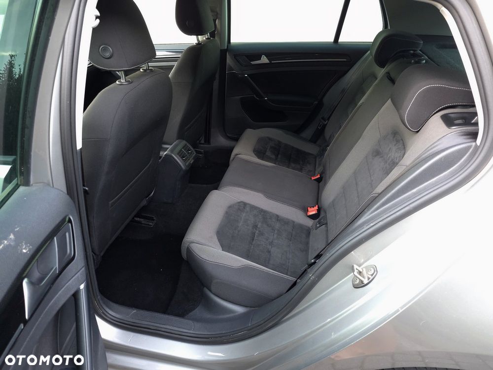 Volkswagen Golf 1.4 TSI BMT Highline - 9