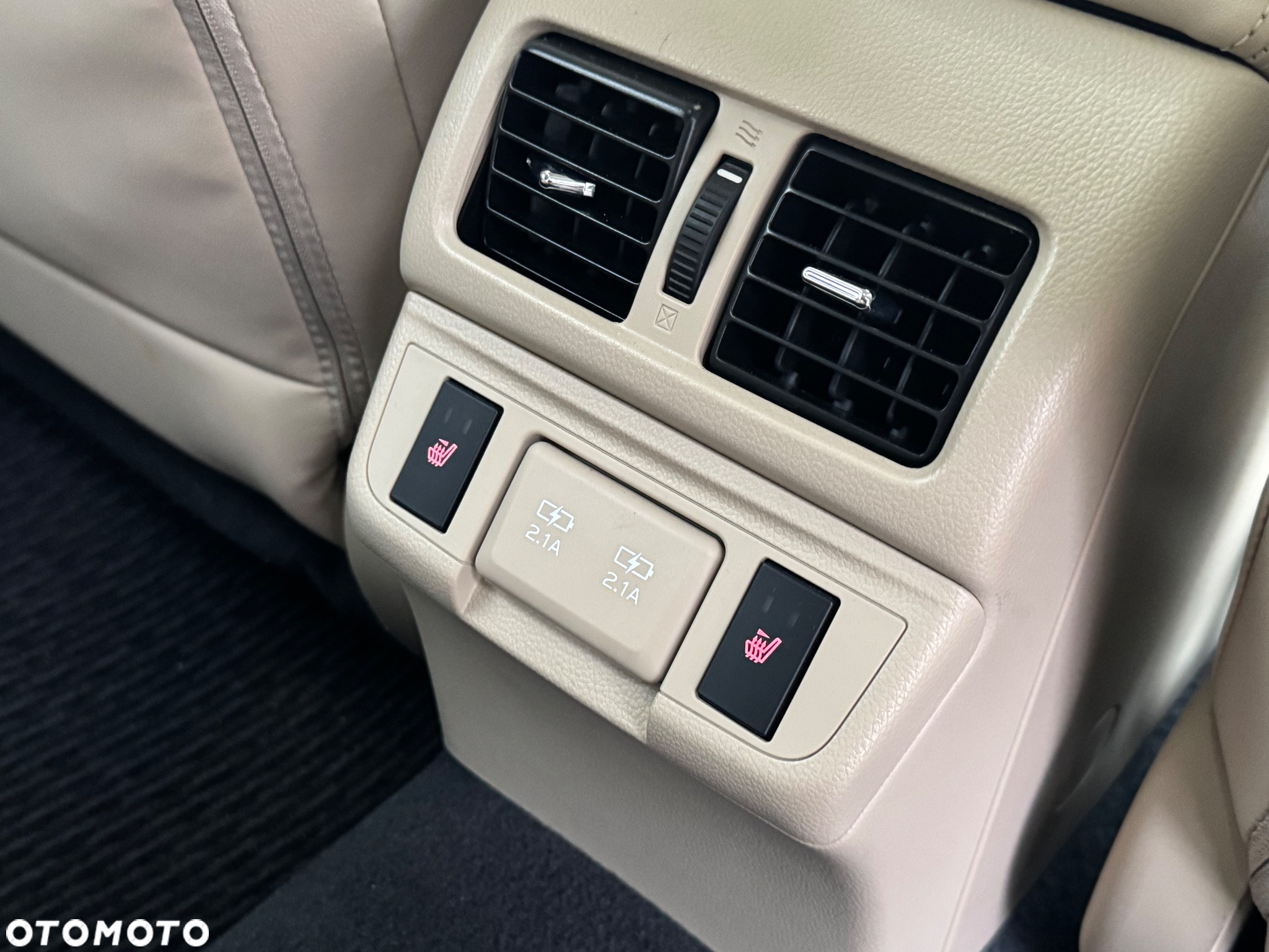 Subaru Outback - 25