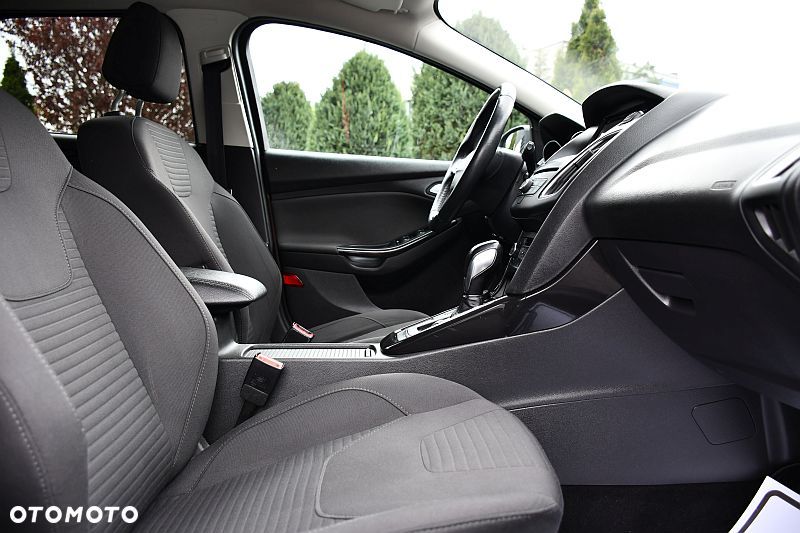 Ford Focus 1.5 EcoBlue Start-Stopp-System TITANIUM DESIGN - 7