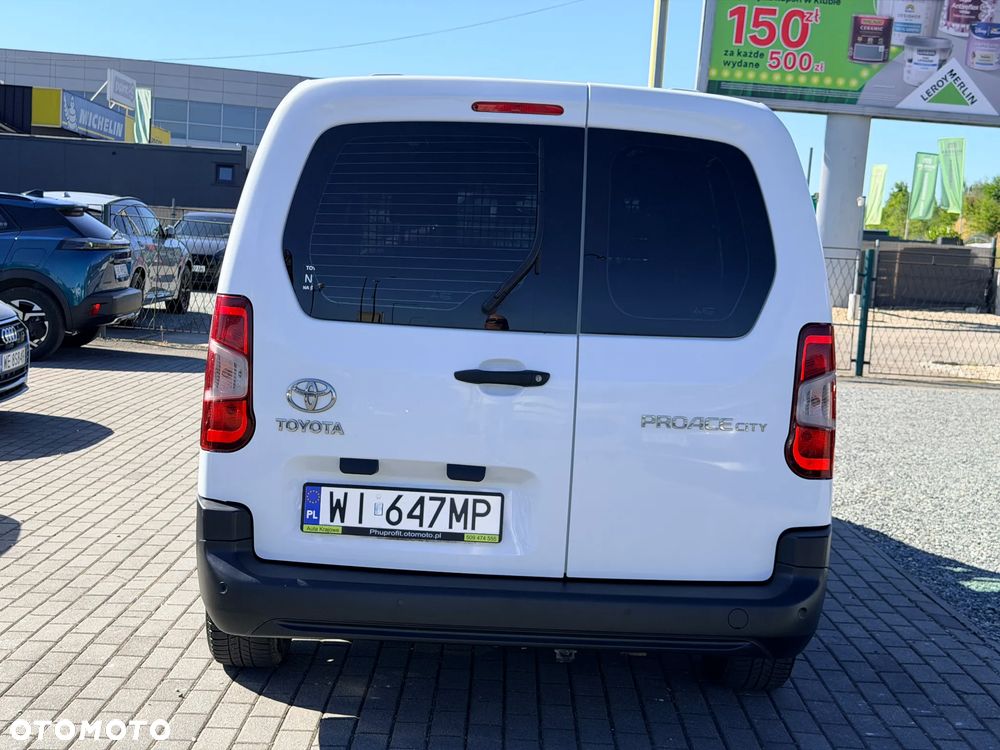 Toyota Proace City - 10
