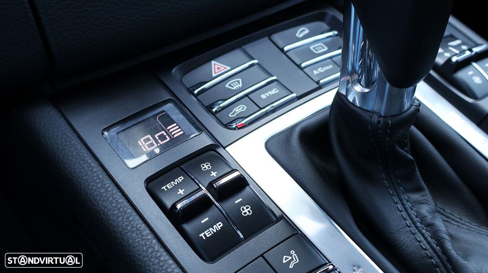 Porsche Macan S - 35