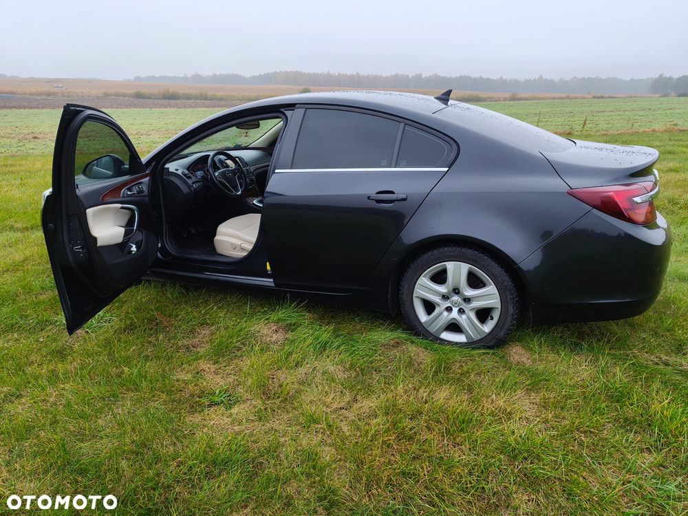 Opel Insignia - 8