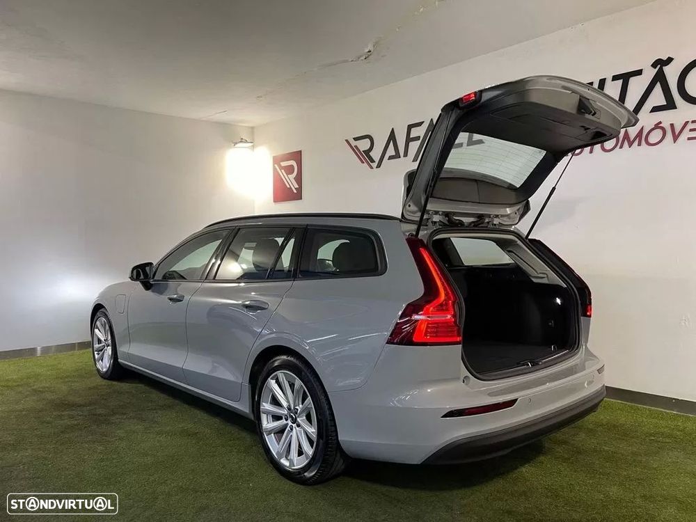 Volvo V60 2.0 T6 AWD TE Essential - 34